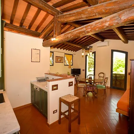 Alojamento de Turismo Rural Macinello Montefiridolfi